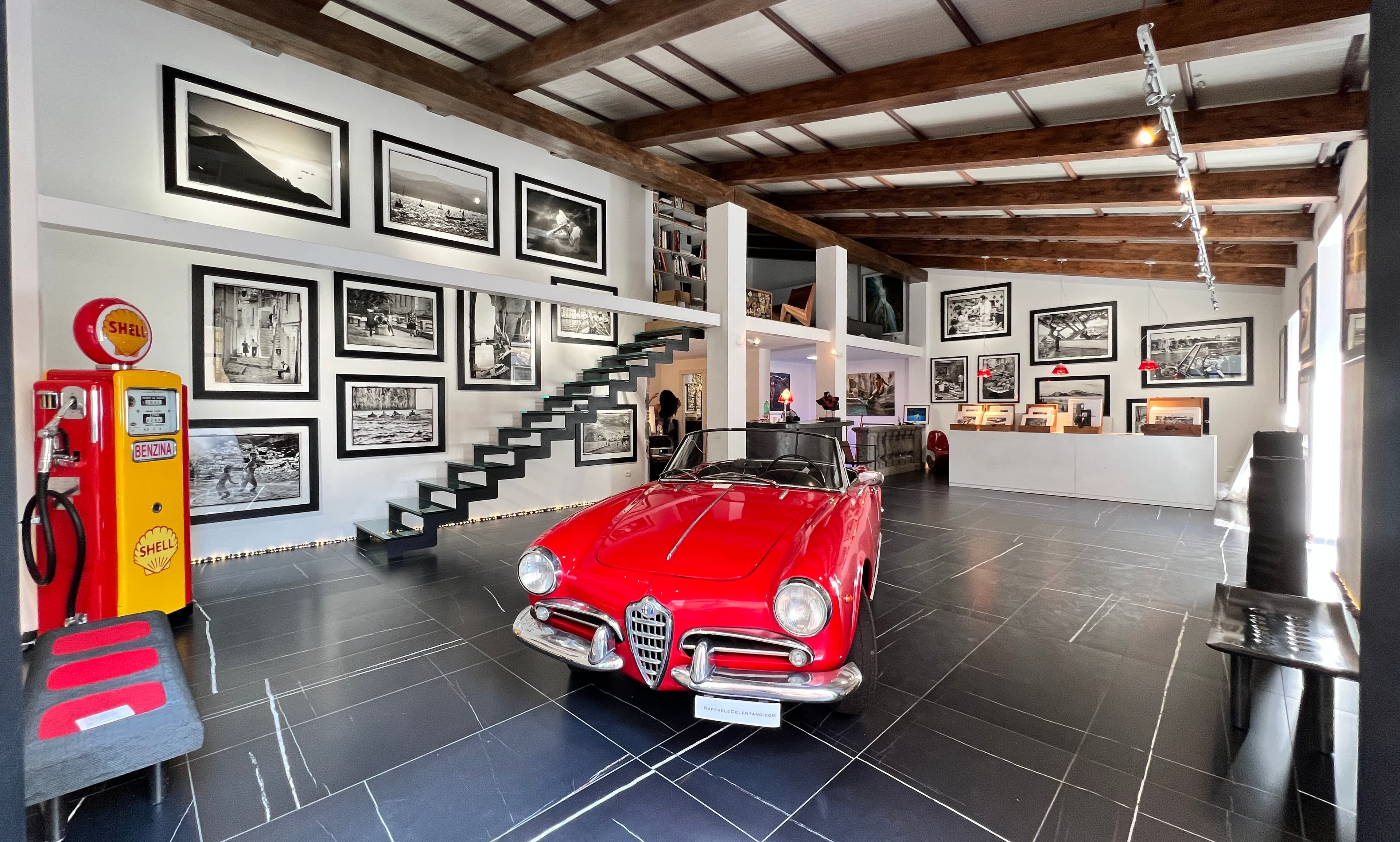 Raffaele Celentanos Photo Studio